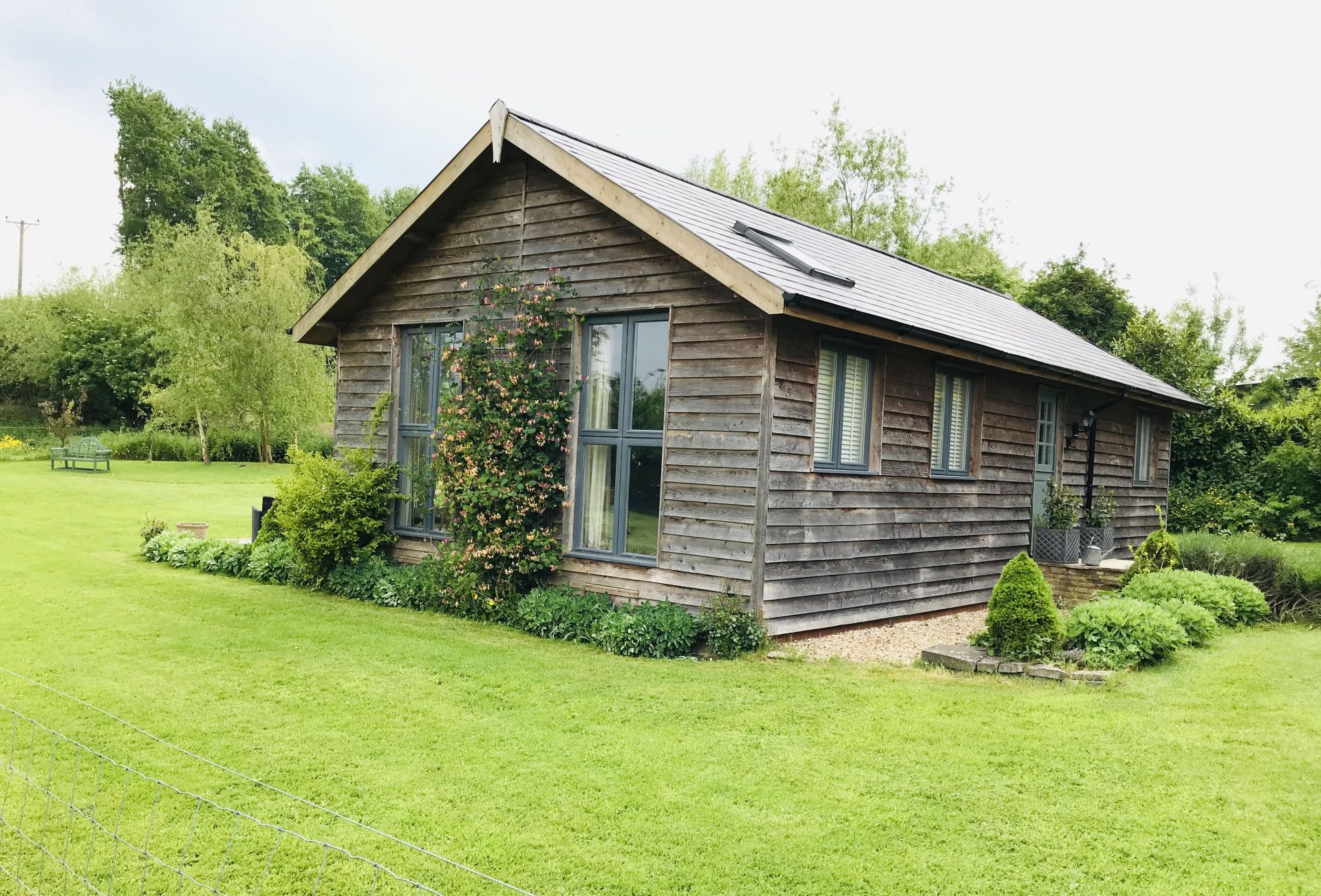 Larch Barn a british holiday cottage for 4 in ,