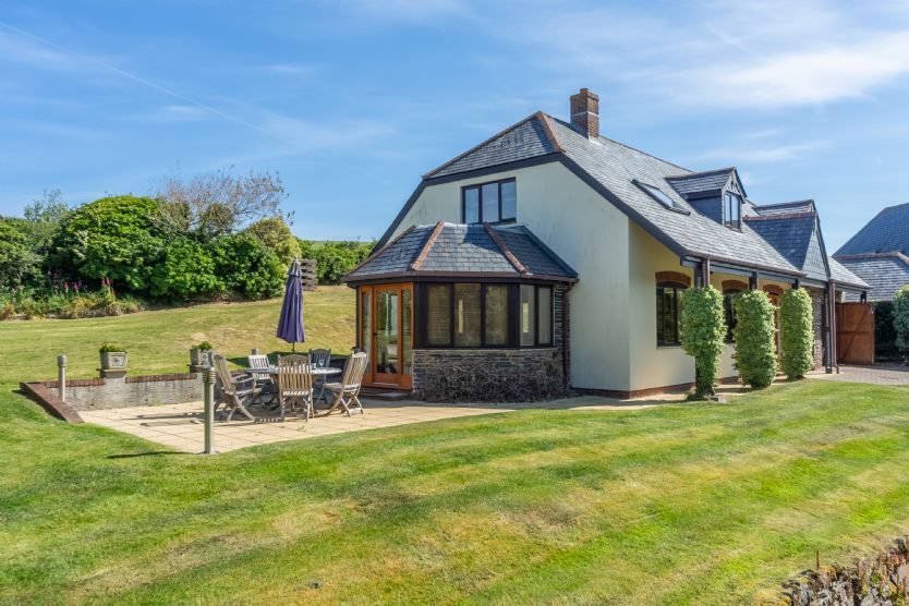 April Cottage a british holiday cottage for 8 in ,