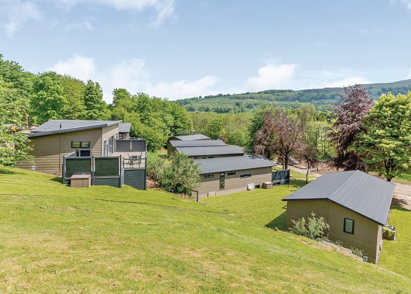 Aysgarth Lodges