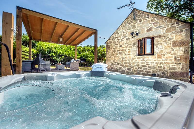 Click here for more about Lanhydrock Barn