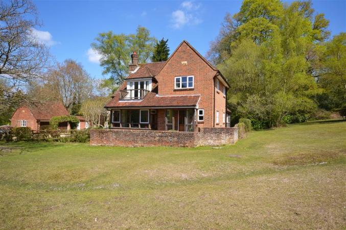 Click here for more about Dell Cottage