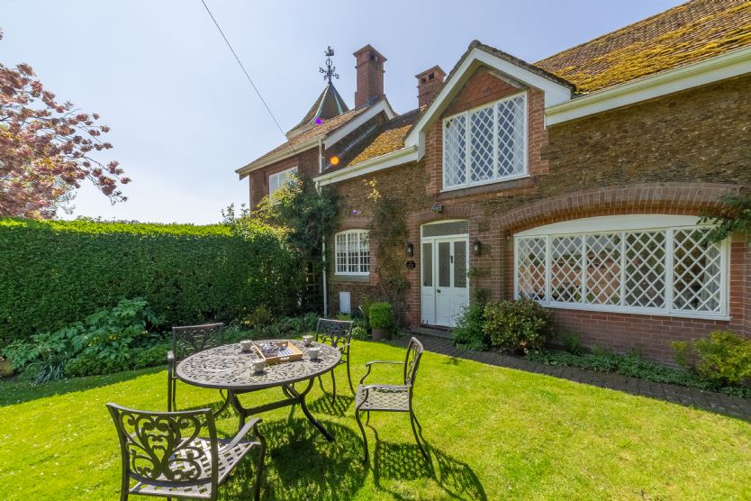 The Coach House a british holiday cottage for 4 in , 