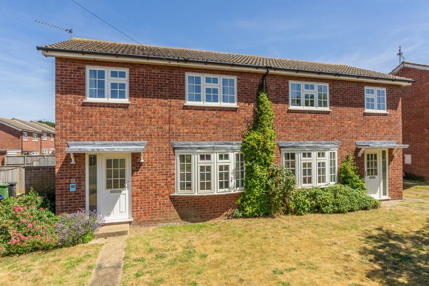 Spinnakers a british holiday cottage for 5 in , 