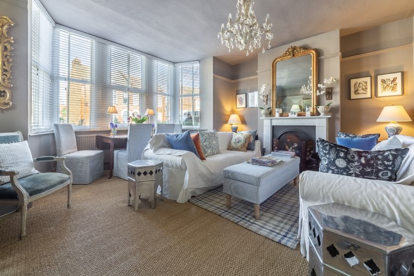 Click here for more about Troon Cottage