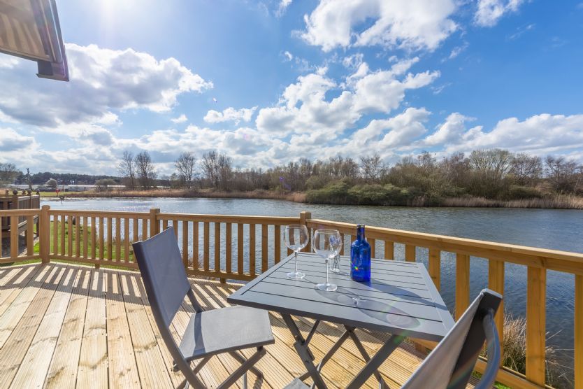 Click here for more about Avocet 28