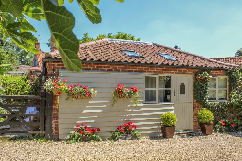Click here for more about Holland House Barn