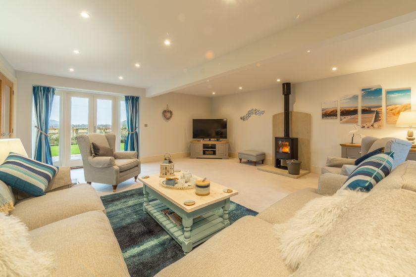 Field Corner (4) a british holiday cottage for 4 in ,