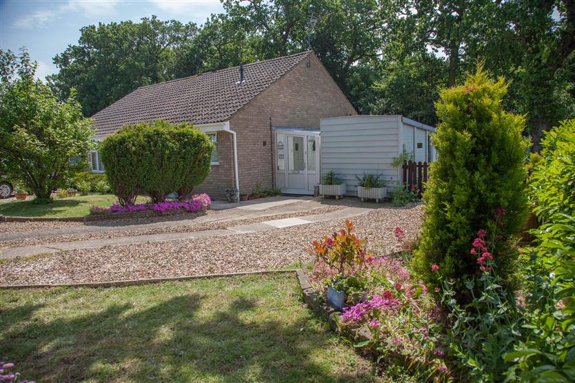 Lodge End a british holiday cottage for 4 in , 