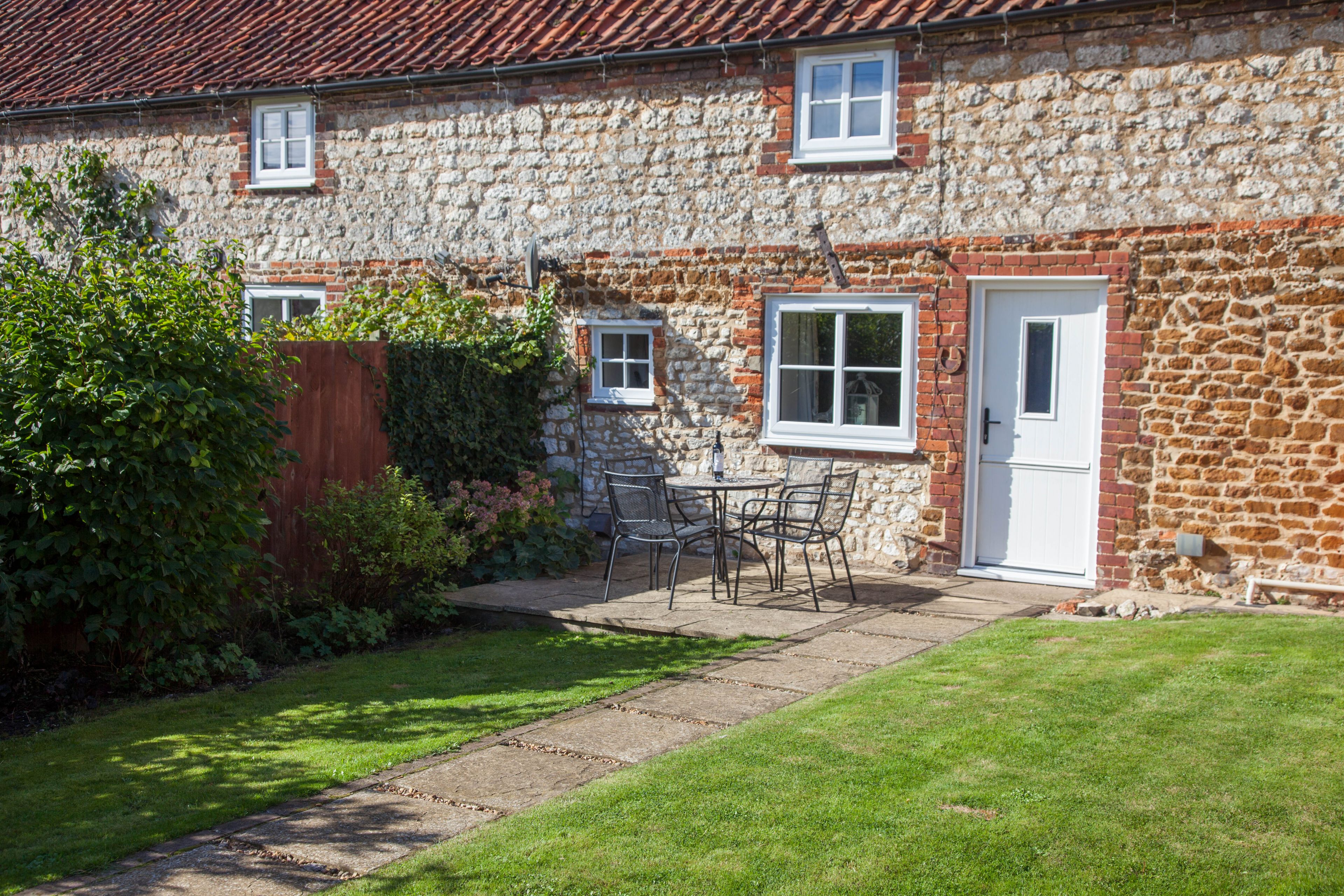 Click here for more about Woodpecker Cottage