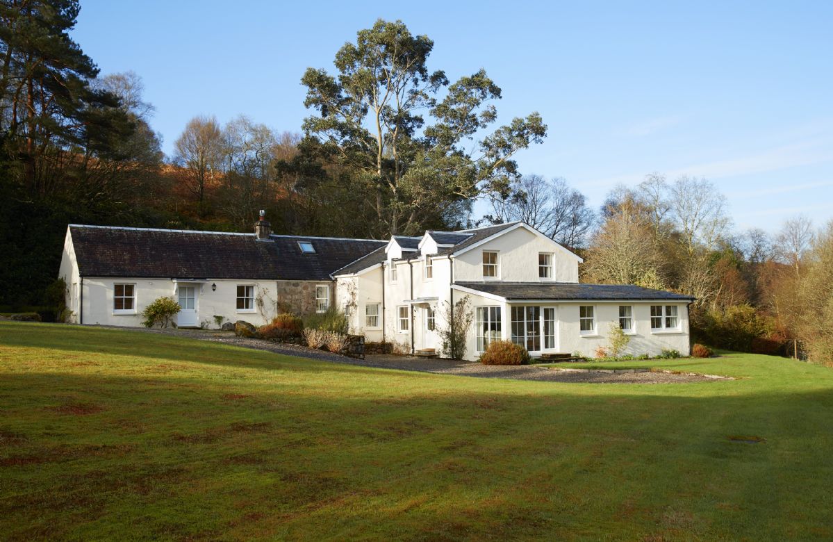 Port na Mine a british holiday cottage for 12 in ,