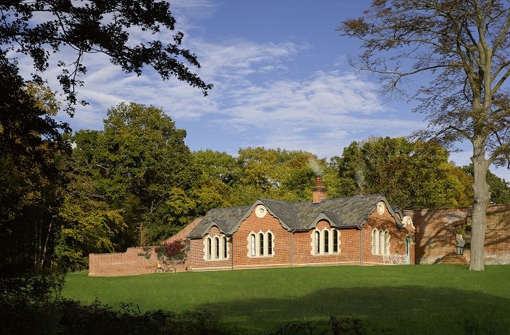 Click here for more about Garden Cottage