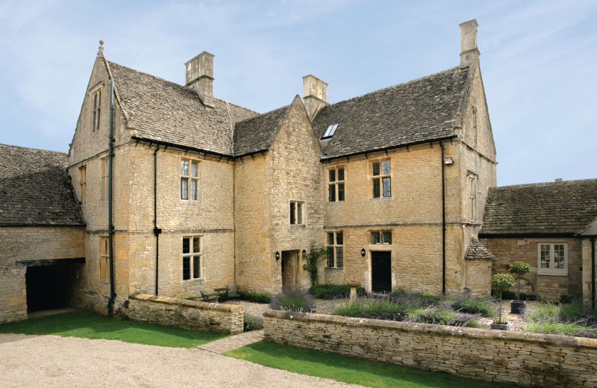 Click here for more about Broadwell Farm