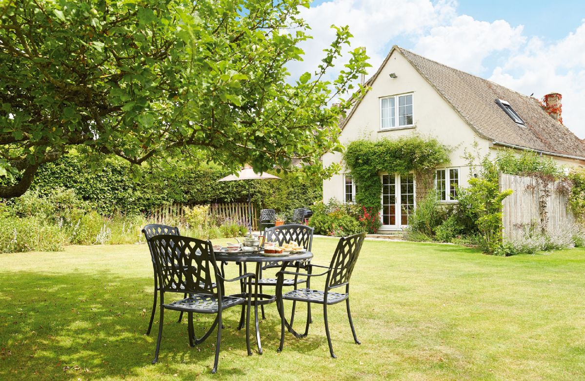 Click here for more about Moore Cottage