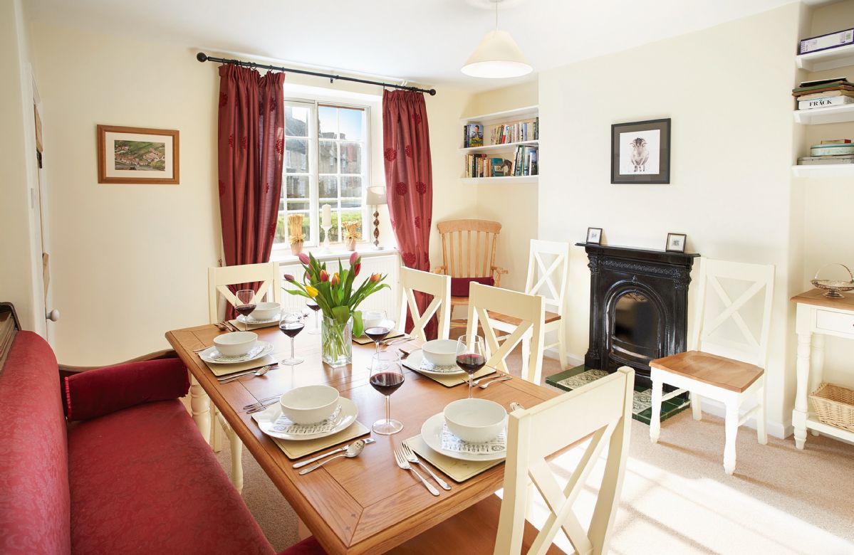 Click here for more about Harwood Cottage