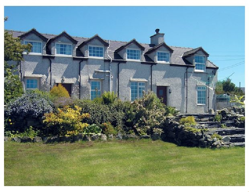 Glan y Gors a british holiday cottage for 12 in , 