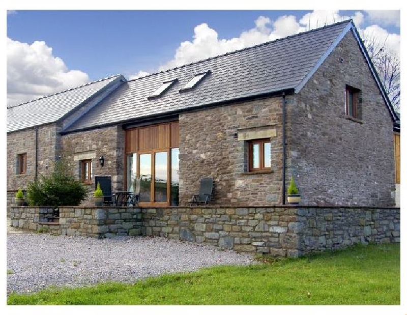 Click here for more about Millbrook Barn