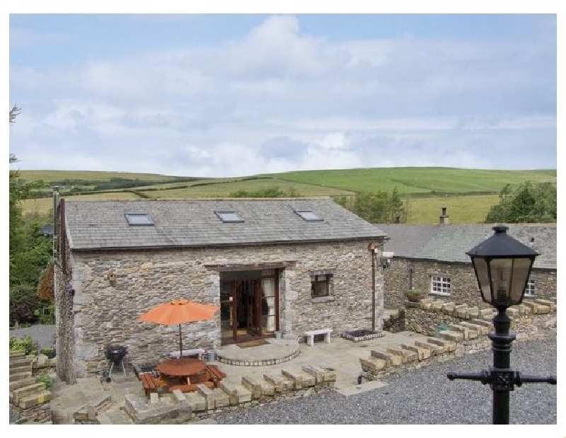 Click here for more about Hill Side Barn