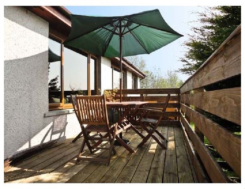 Church Court Cottage a british holiday cottage for 4 in , 