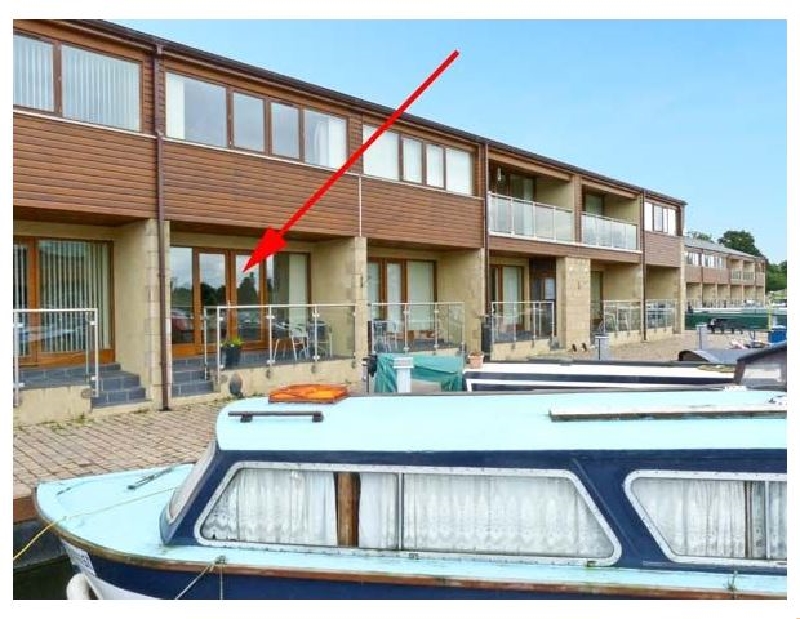 Click here for more about 10 Swan House