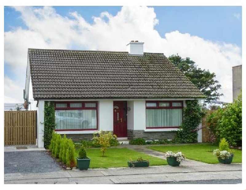 The Bungalow a british holiday cottage for 6 in , 