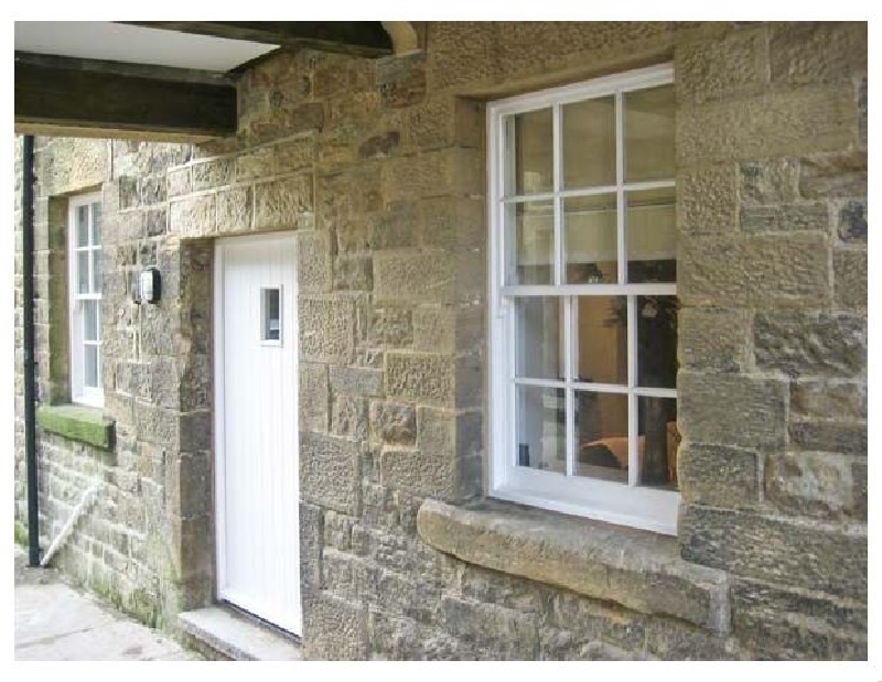 No. 5 The Stables a british holiday cottage for 4 in ,