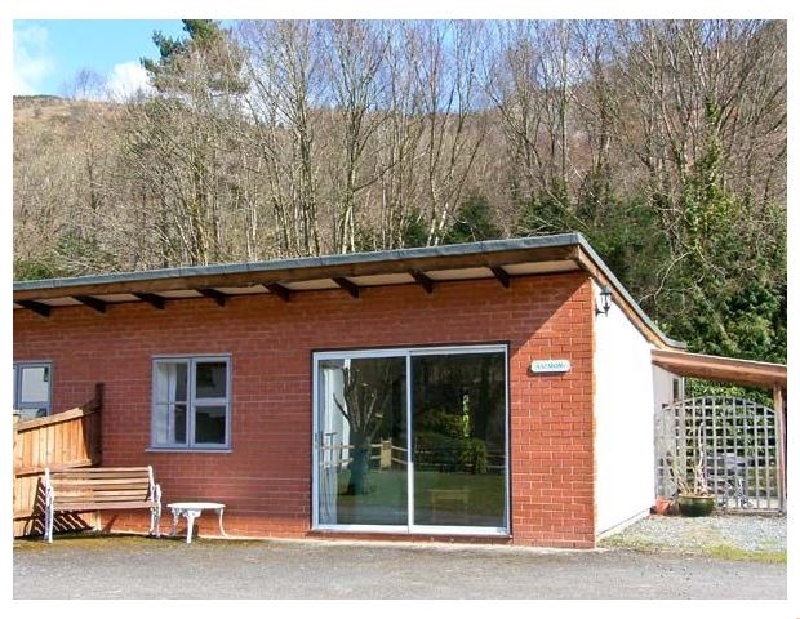 Click here for more about Salmon Cottage
