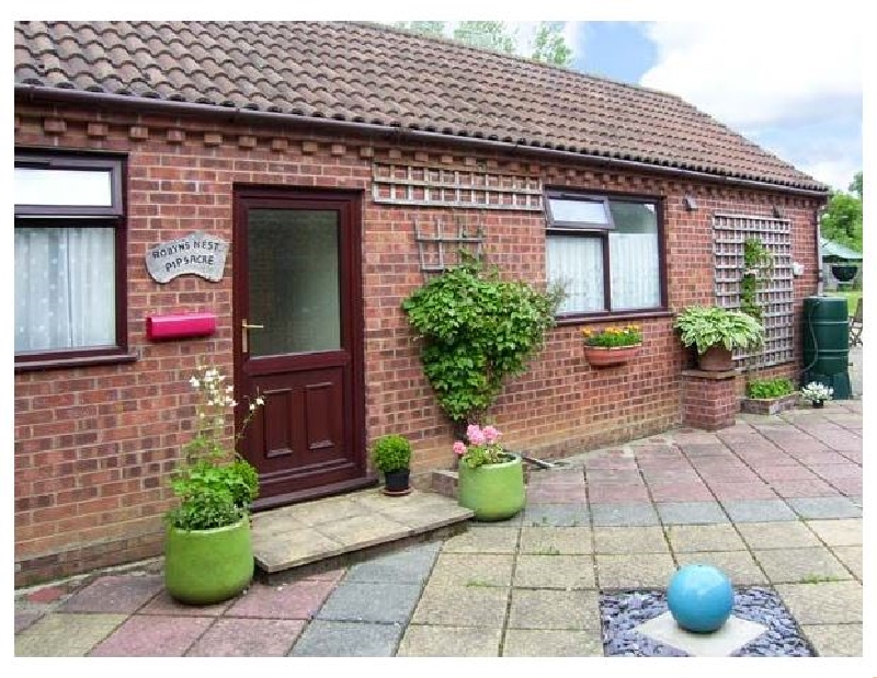 Robyn's Nest a british holiday cottage for 3 in , 