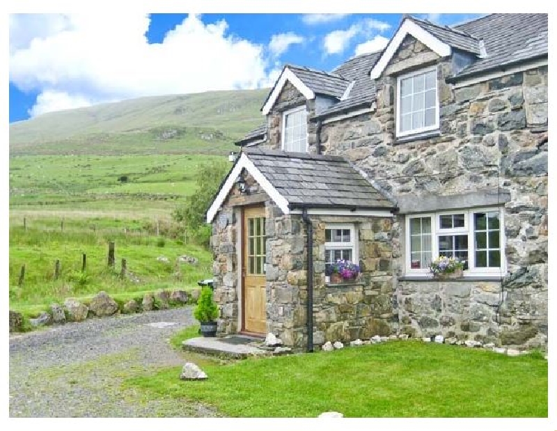 Click here for more about Stabal Cottage