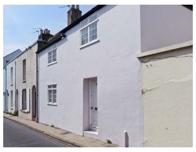 Click here for more about Seashell Cottage