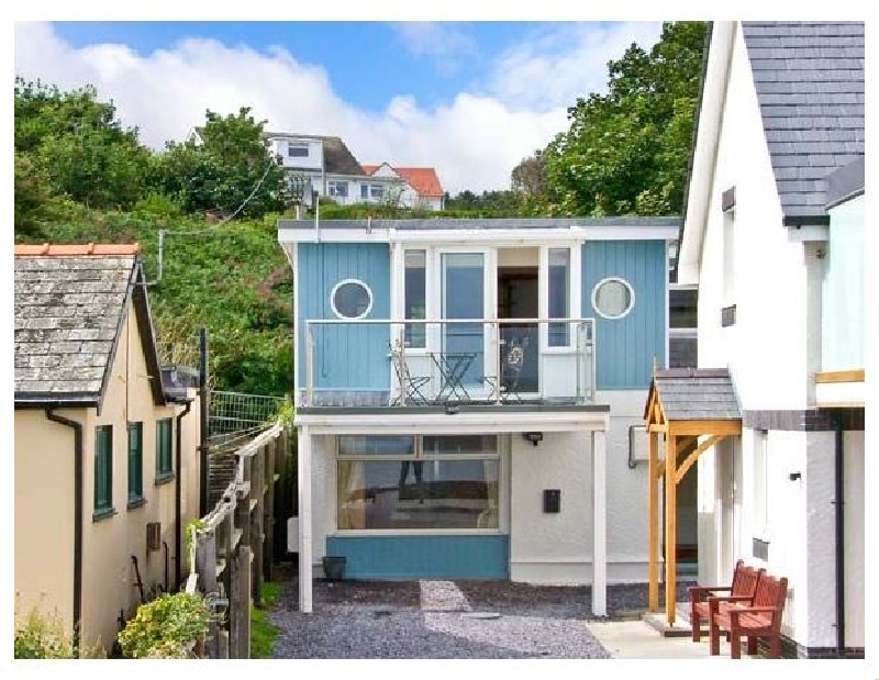 Click here for more about Min Y Traeth