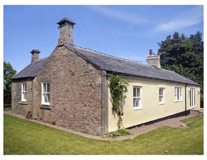 The Lake Cottage a british holiday cottage for 6 in , 