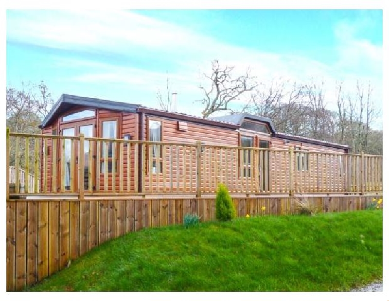 The Four Oaks Chalet a british holiday cottage for 4 in ,