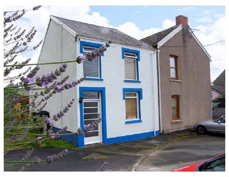 Y Garth a british holiday cottage for 5 in ,
