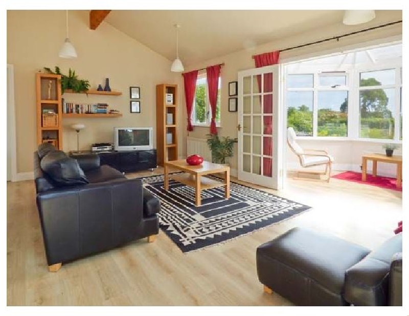 Click here for more about Orchard Lodge