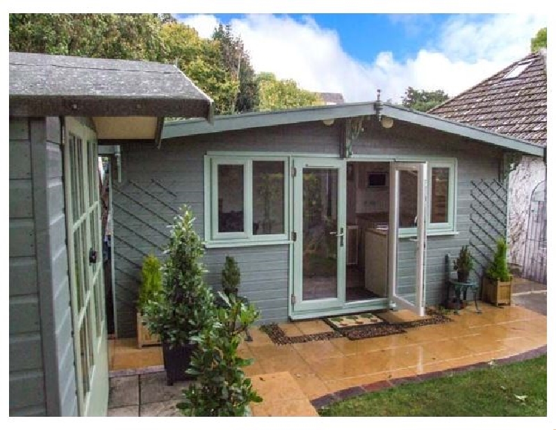 Click here for more about Ashes Lodge