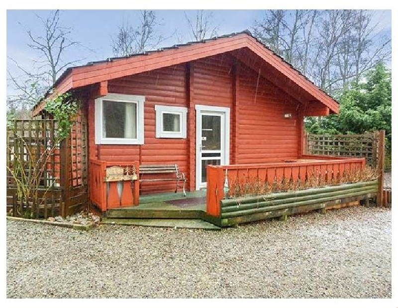 Spruce Lodge a british holiday cottage for 4 in ,