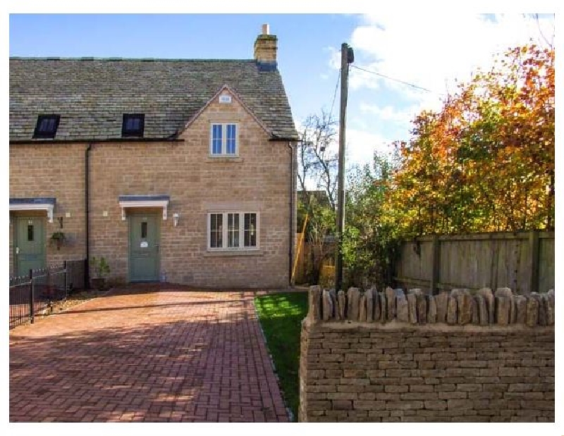 Jubilee Mews a british holiday cottage for 6 in ,