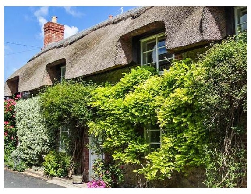 Little Thatch a british holiday cottage for 3 in ,
