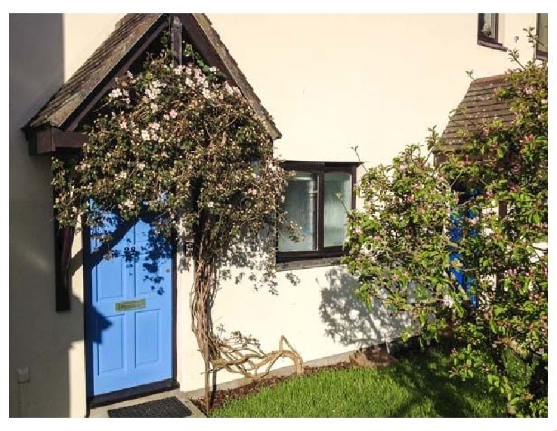 Click here for more about Avalenn Cottage