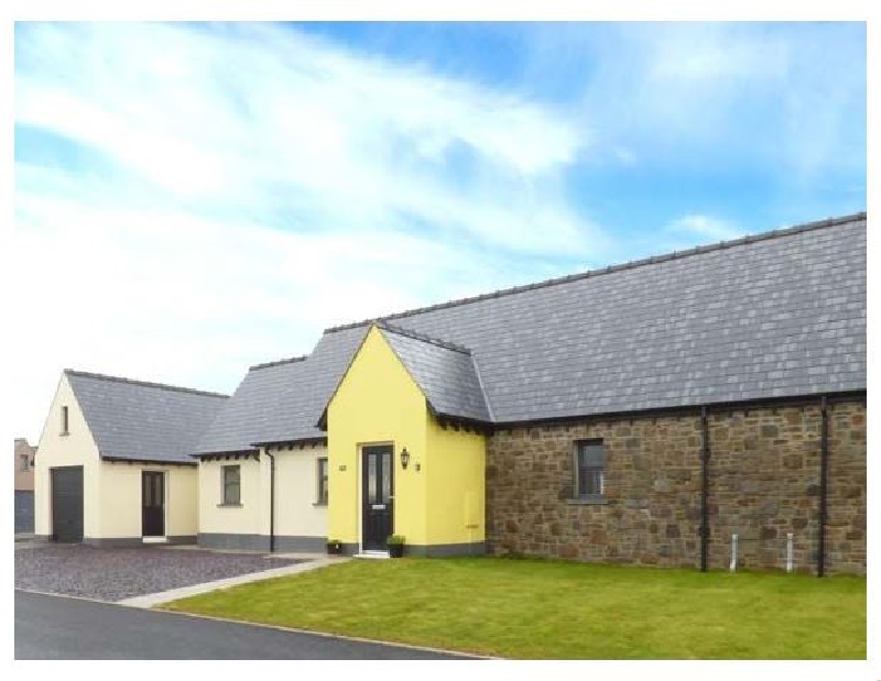 Click here for more about Tlws Bach