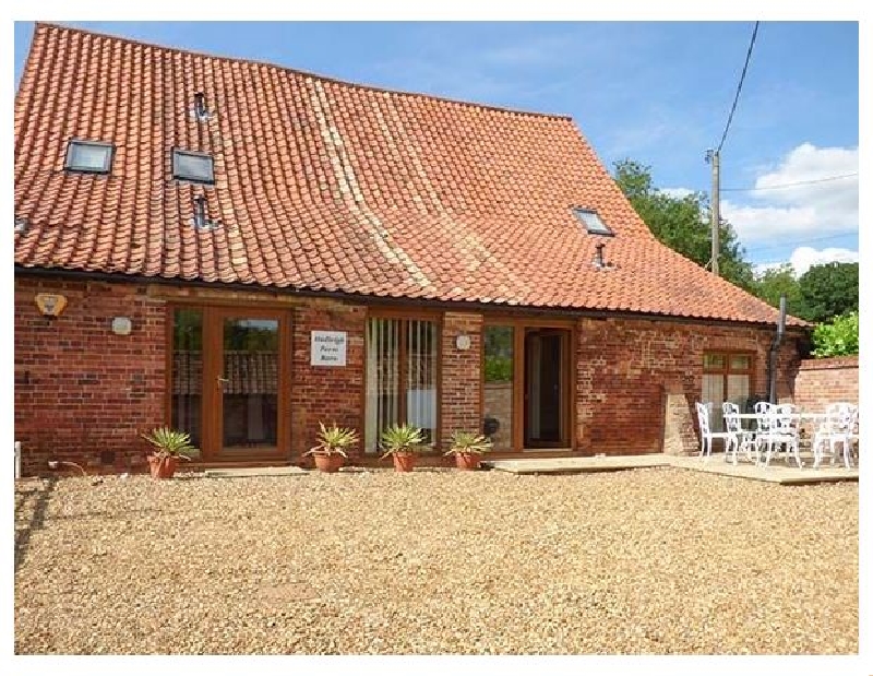 Click here for more about Hadleigh Farm Barn