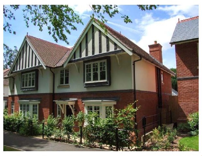 Click here for more about Covent Garden Cottage