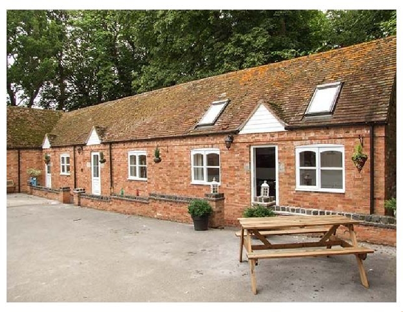 Click here for more about Finwood Cottage 2