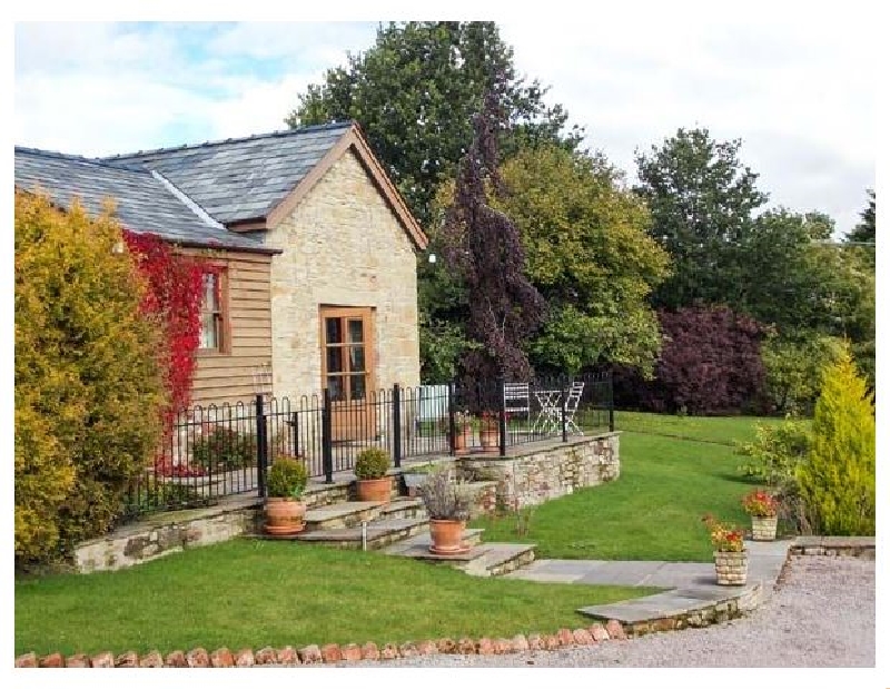 Click here for more about Arles Barn
