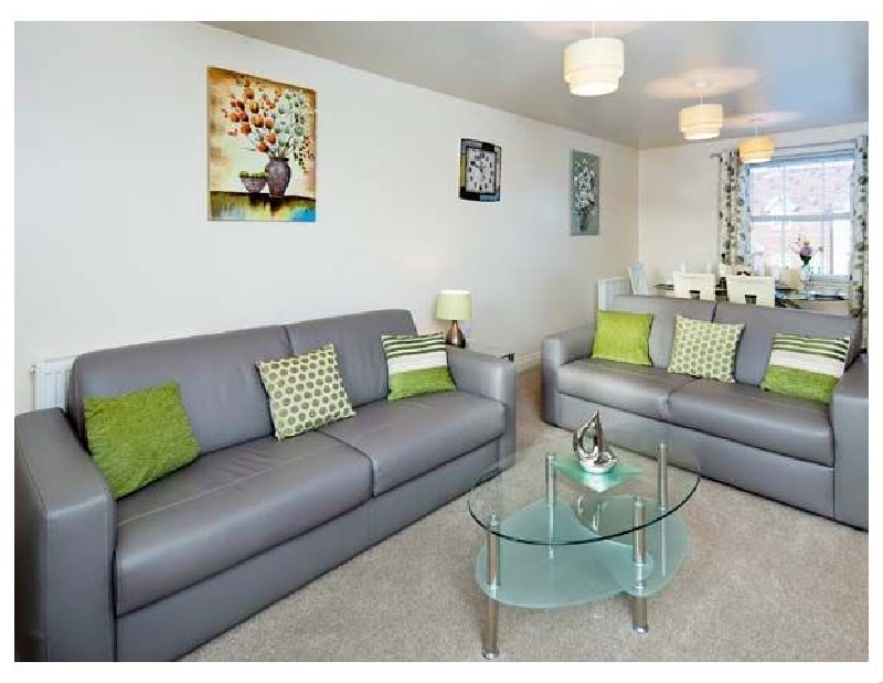 Denby Retreat a british holiday cottage for 4 in ,