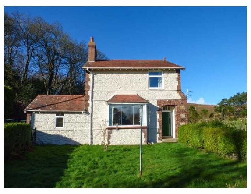 Click here for more about Pensychnant Cottage