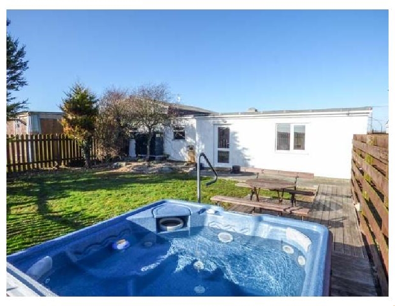 Click here for more about Cefn Farm Cottage