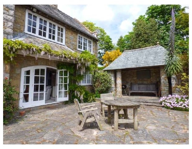 The Patio Apartment a british holiday cottage for 6 in ,