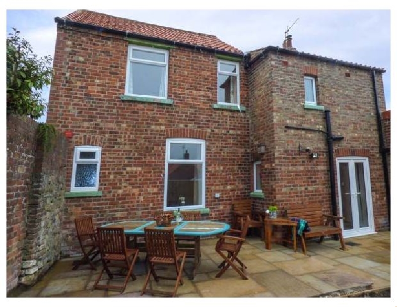 Roselea House a british holiday cottage for 8 in ,