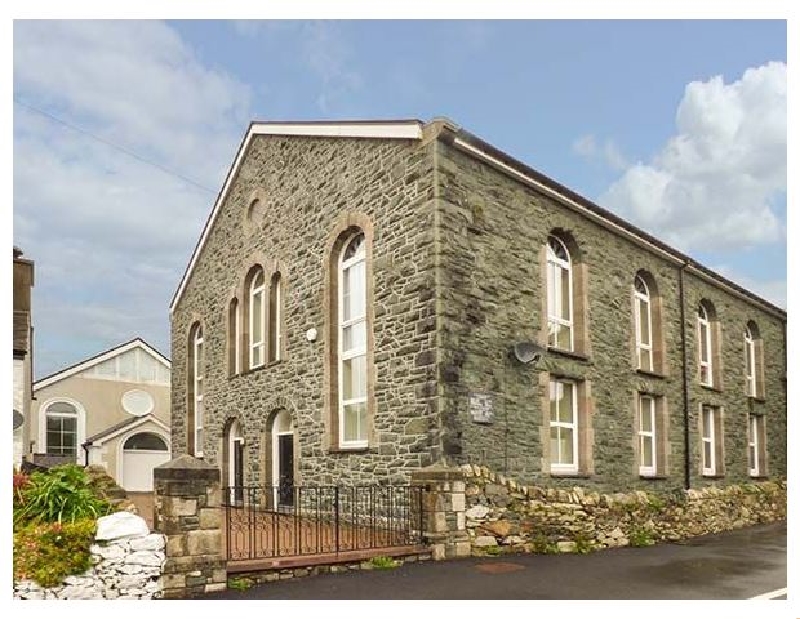 Ty'n yn Capel a british holiday cottage for 6 in , 